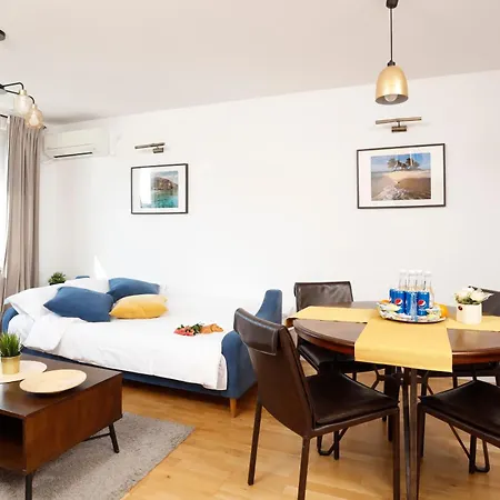Athenee Calea Victoriei Apartment